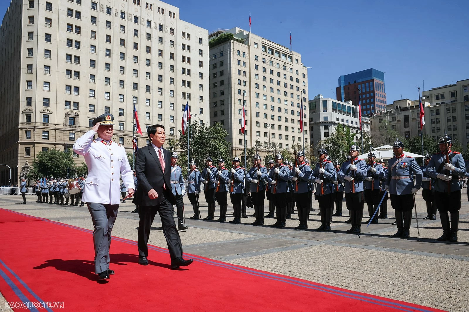 Welcome ceremony held for Vietnamese President Luong Cuon in Santiago