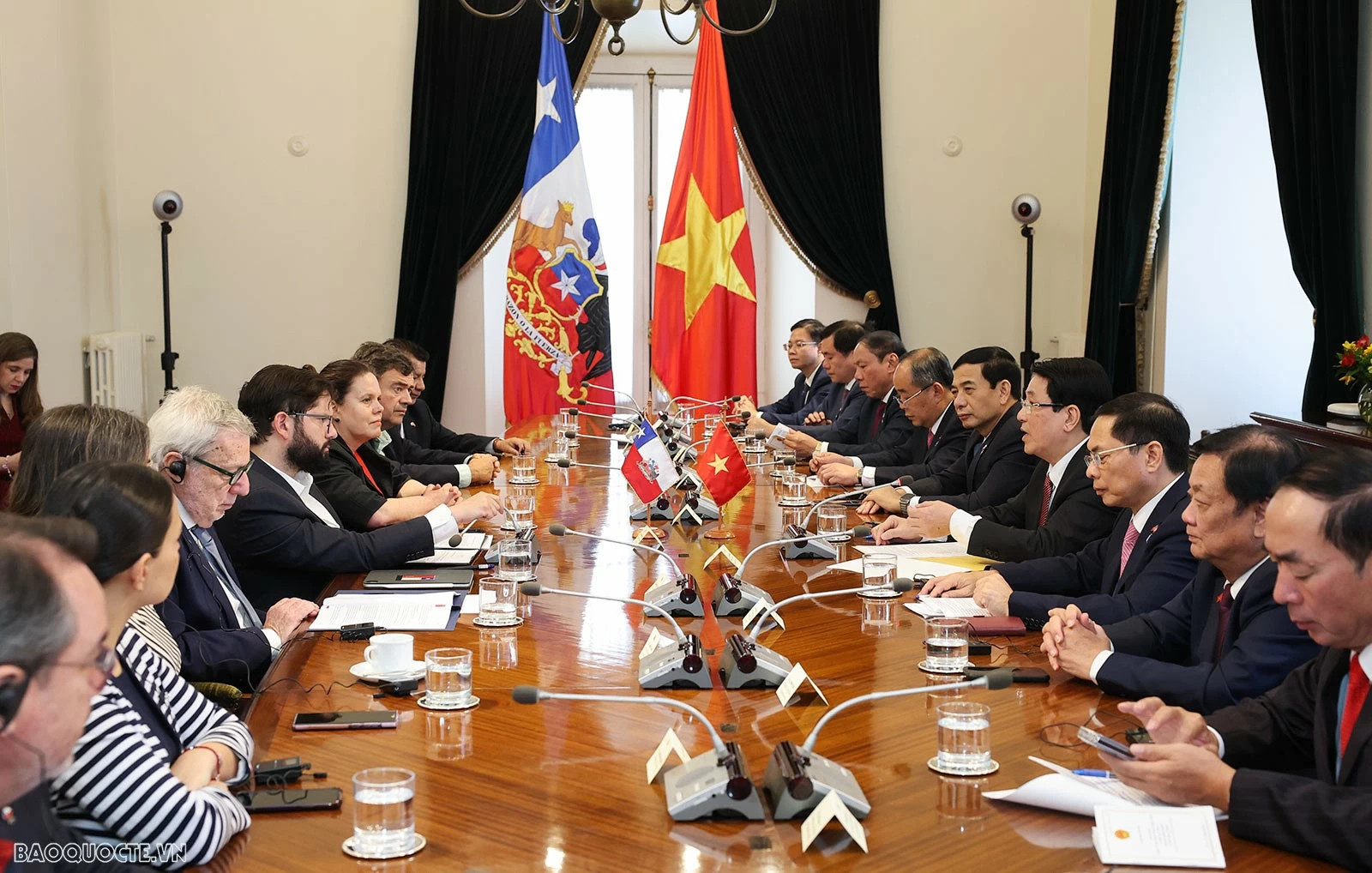 Vietnam, Chile adopt joint statement