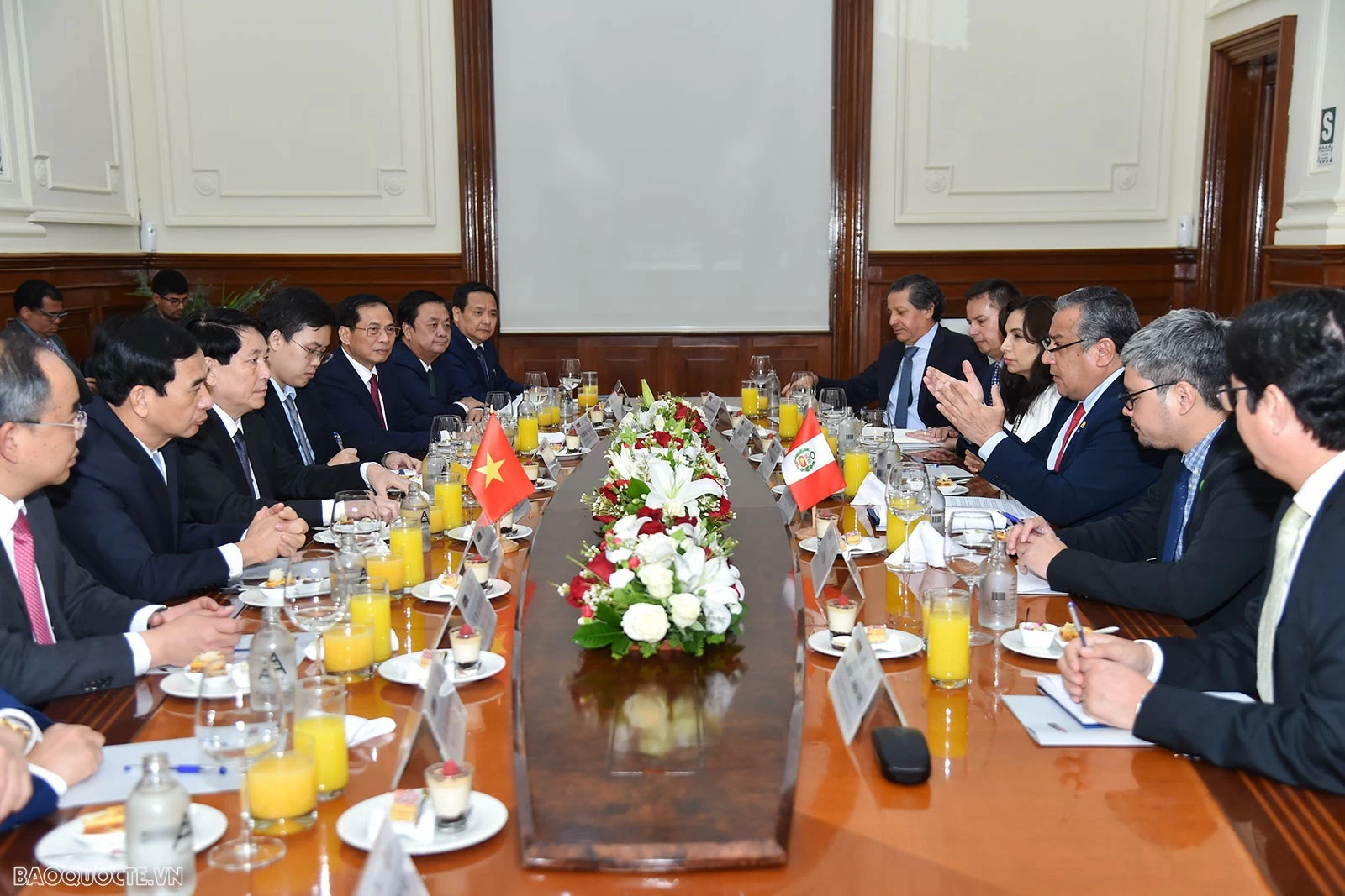 President Luong Cuong meets with President of Peruvian Council of Ministers in Lima