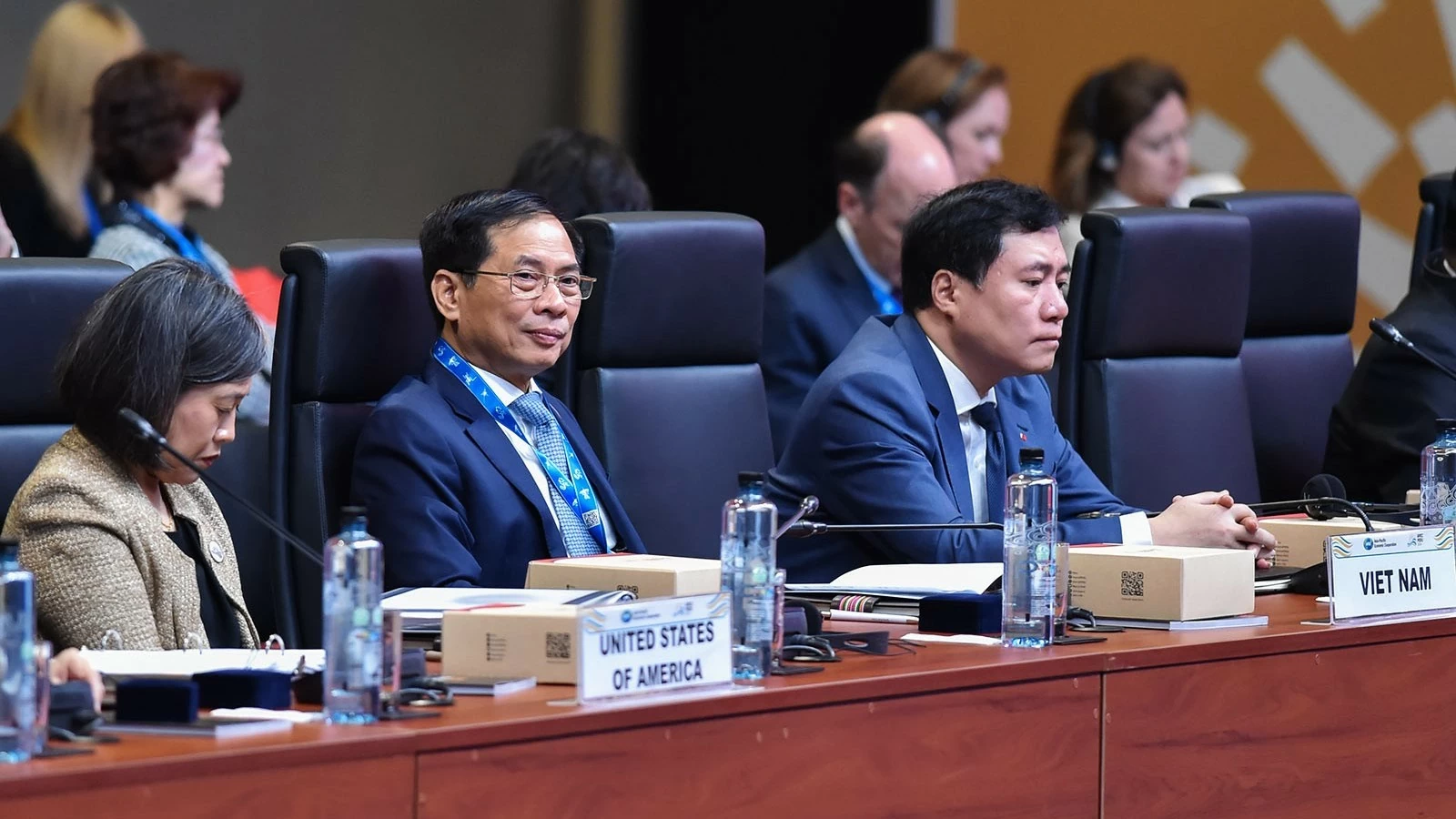 Deputy PM, FM Bui Thanh Son attends 35th APEC Ministerial Meeting in Peru