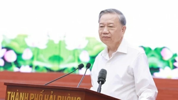 General Secretary To Lam urges Hai Phong to become modern maritime economic hub