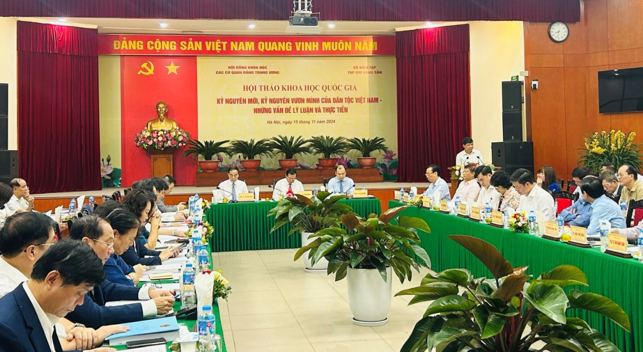 dinh vi viet nam kien tao ky nguyen vuon minh