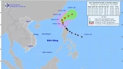 Tin bão gần Biển Đông: Bão Usagi trên vùng biển phía Nam Đài Loan (Trung Quốc), gió mạnh cấp 10, giật cấp 12