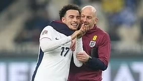 CĐV Anh yêu cầu giữ lại HLV tạm quyền Lee Carsley, hủy hợp đồng Thomas Tuchel