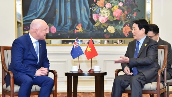 President Luong Cuong meets with New Zealand's Prime Minister Christopher Luxon in Lima