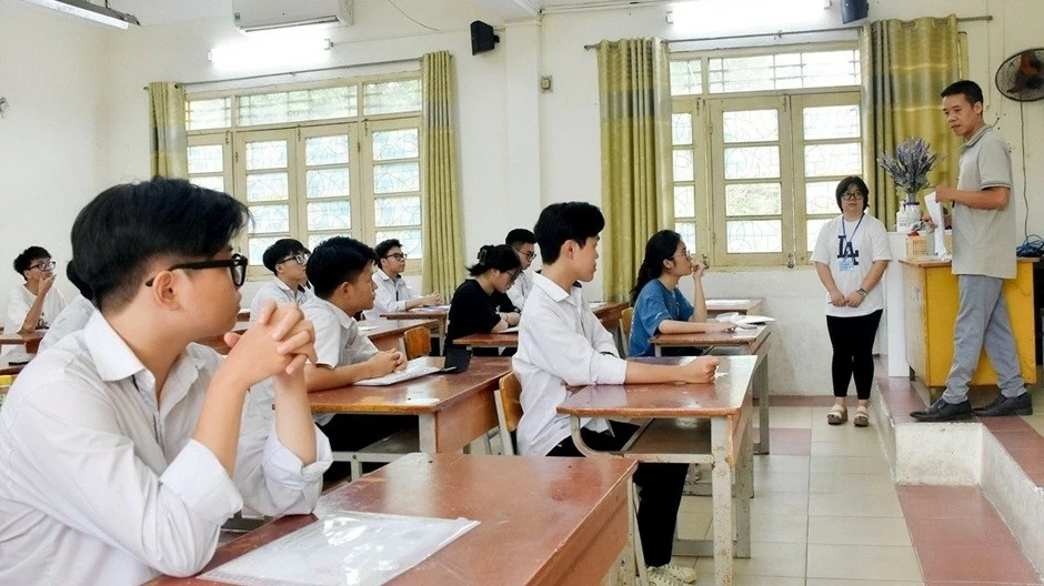 Bộ GD&ĐT không tổ chức bài thi V-SAT để tuyển sinh đại học