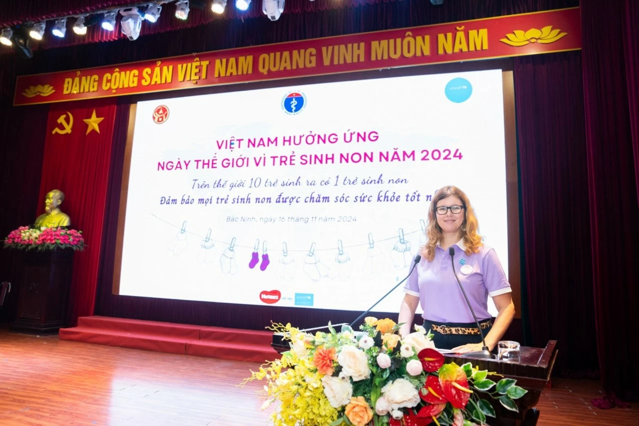 Bà Silvia Danailov, Trưởng đại diện UNICEF Việt Nam phát biểu tại sự kiện nhân Ngày thế giới Vì trẻ sinh non 2024. (Nguồn: UNICEF)