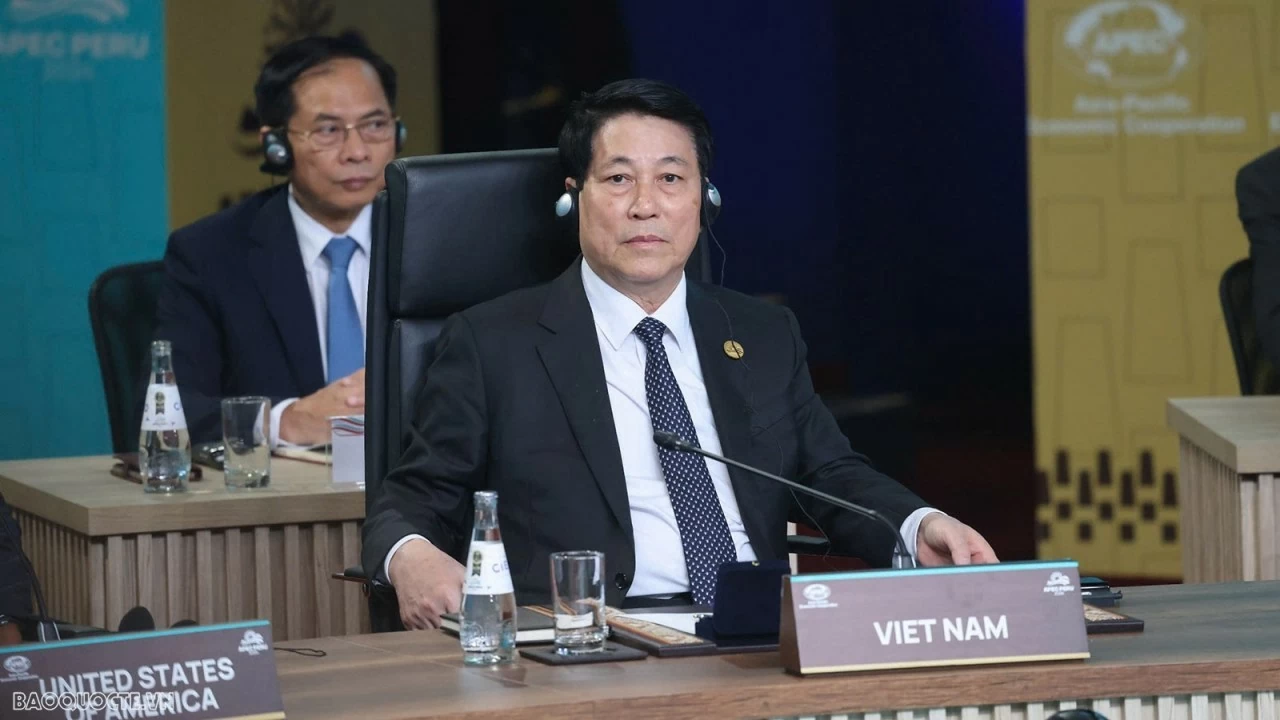 State President Luong Cuong meets with leaders of economies at APEC Leaders’ Week