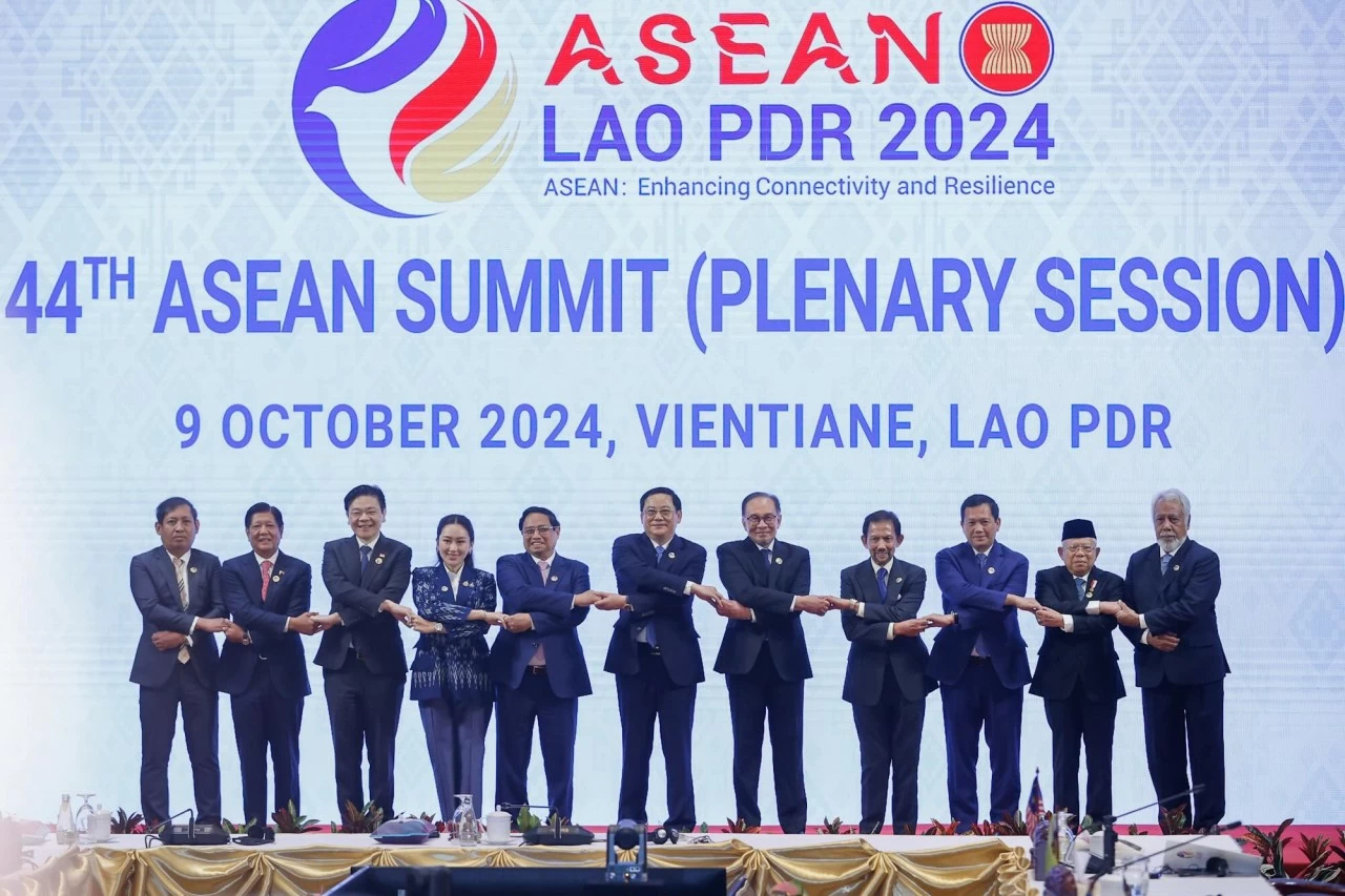 Việt Nam cùng ASEAN:  Đổi mới để bay cao, sáng tạo để vươn xa, hội nhập để phát triển