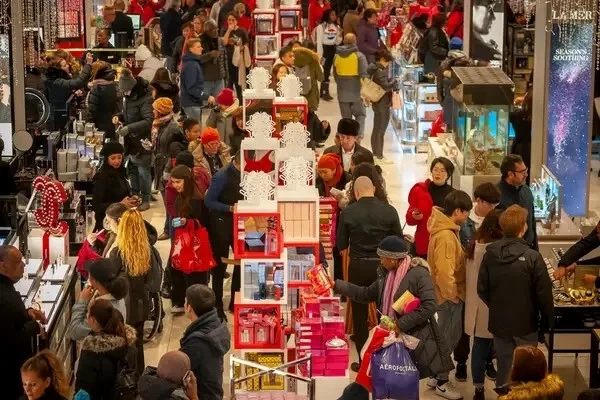 Mỹ: Những điều cần chú ý khi mua sắm dịp Black Friday 2024