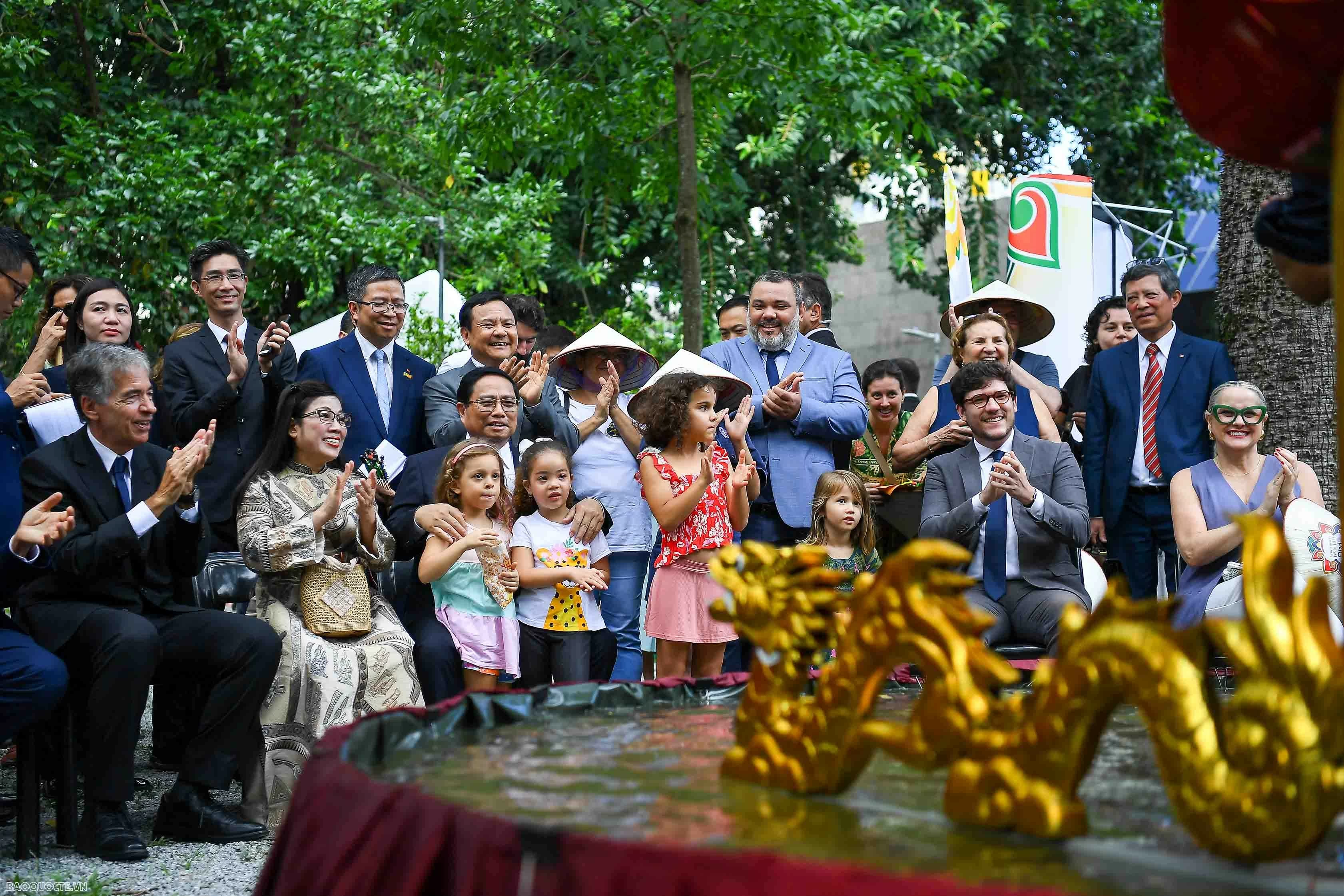 Hội tụ tinh hoa ngàn năm văn hoá - Vươn mình trong kỷ nguyên giàu mạnh, thịnh vượng