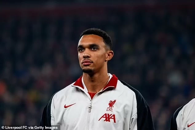 Trent Alexander-Arnold có bạn gái mới, xác định mối quan hệ nghiêm túc, lâu dài