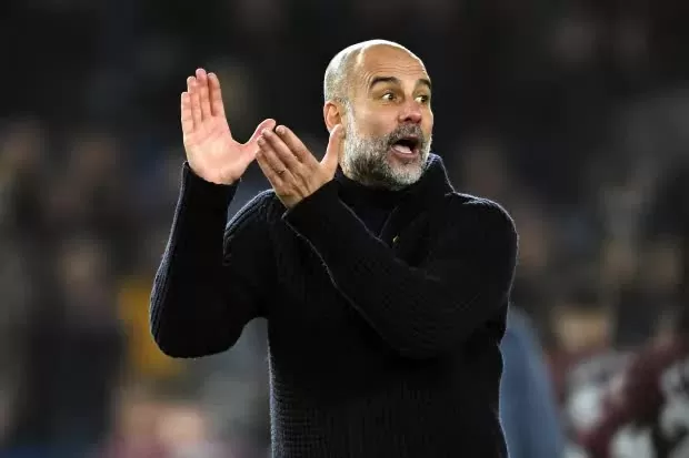 HLV Pep Guardiola cam kết ở lại Man City