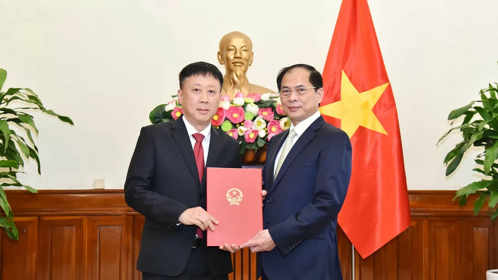 Appointed new Director General of Service Department for Diplomatic Corps