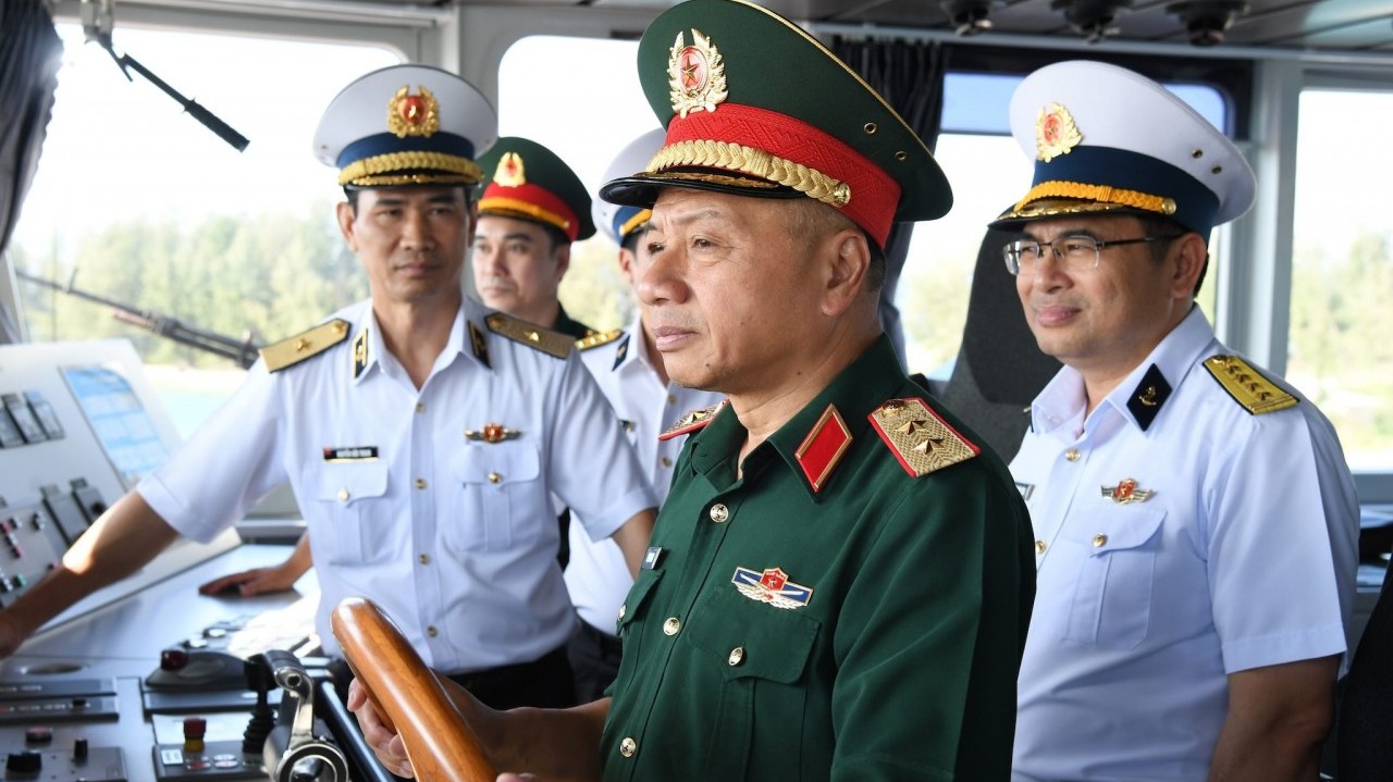 bo quoc phong kiem tra toan dien tai bo tu lenh vung 5 hai quan