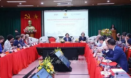 Workshop in Hanoi finds Vietnam's path to high-income future