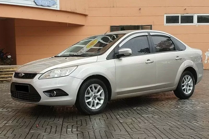 4 mẫu xe sedan cũ trong tầm giá 200 triệu đồng đáng mua nhất