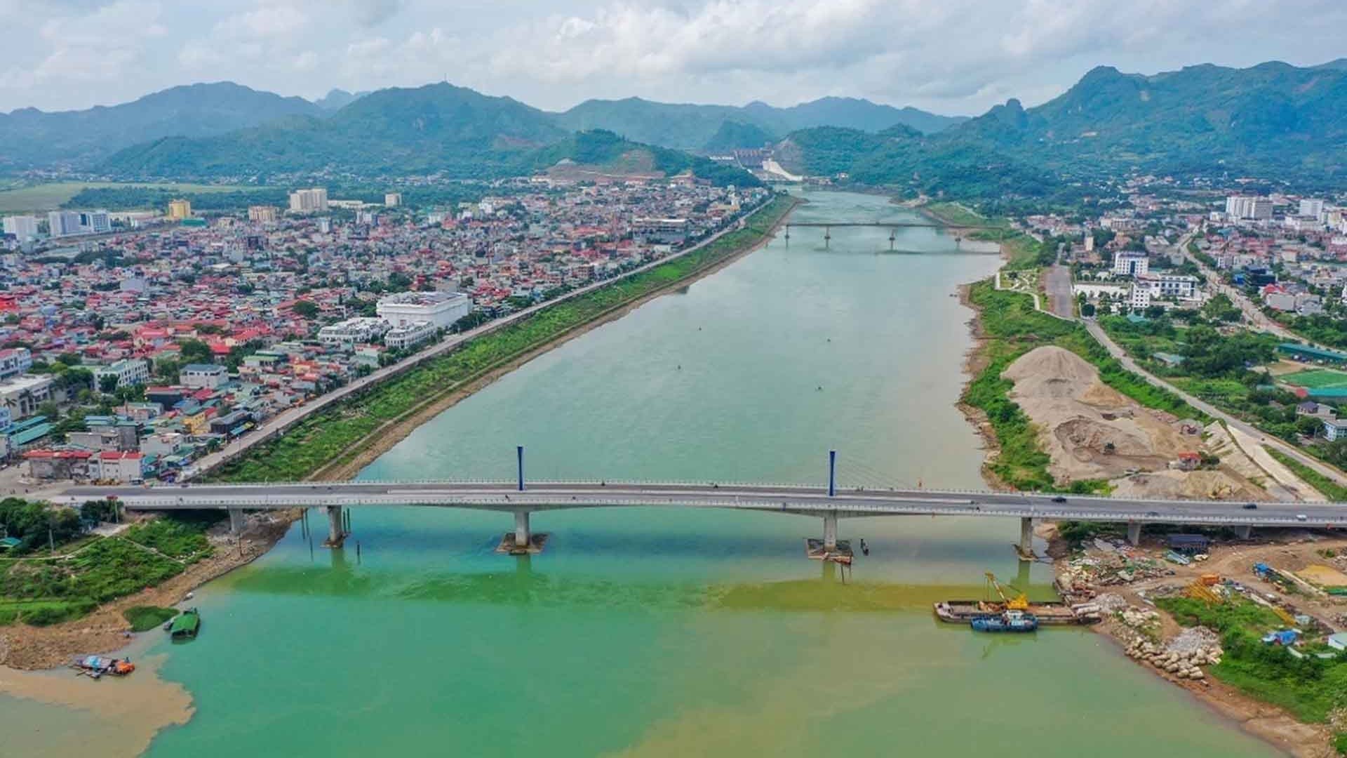 hoa binh tao suc hut tu bon khau dot pha chien luoc