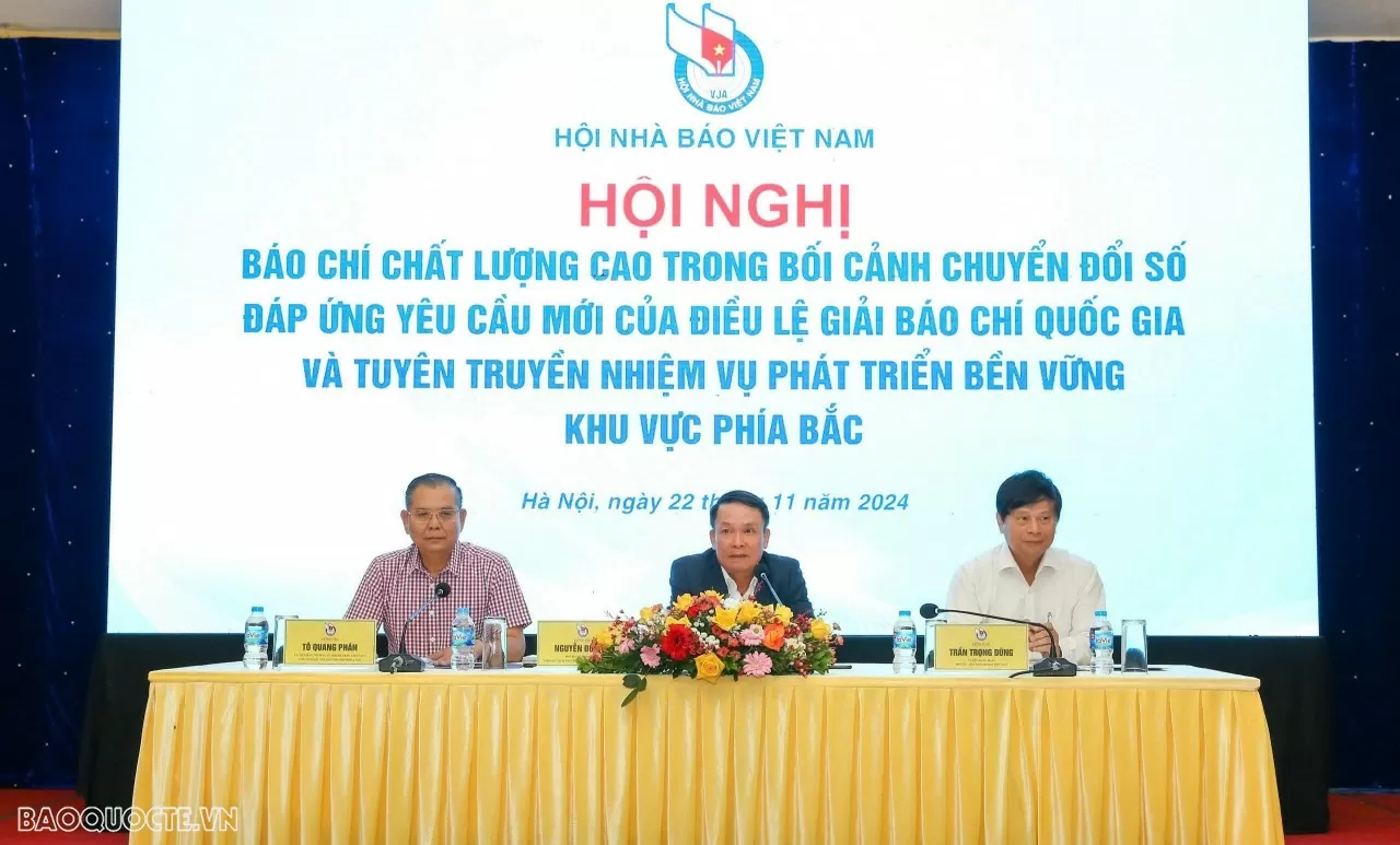 Phát triển báo chí chất lượng cao trong bối cảnh chuyển đổi số Phát triển báo chí chất lượng cao trong bối cảnh chuyển đổi số