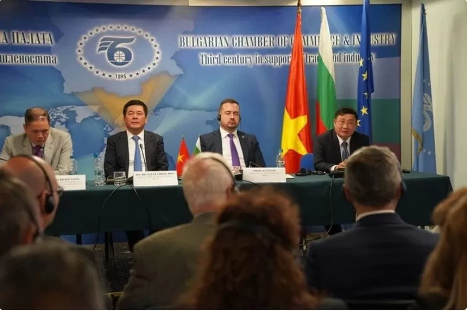 At Vietnam - Bulgaria trade and investment cooperation talk. (Photo: VNA)