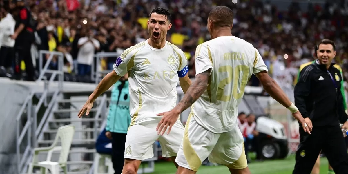 Choáng với thành tích ghi bàn ở tuổi băm của Ronaldo