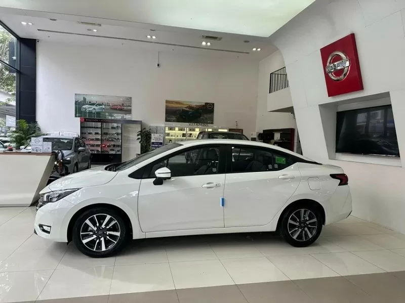 Nissan Almera 2024 lộ diện tại đại lý, chờ ngày ra mắt khách Việt