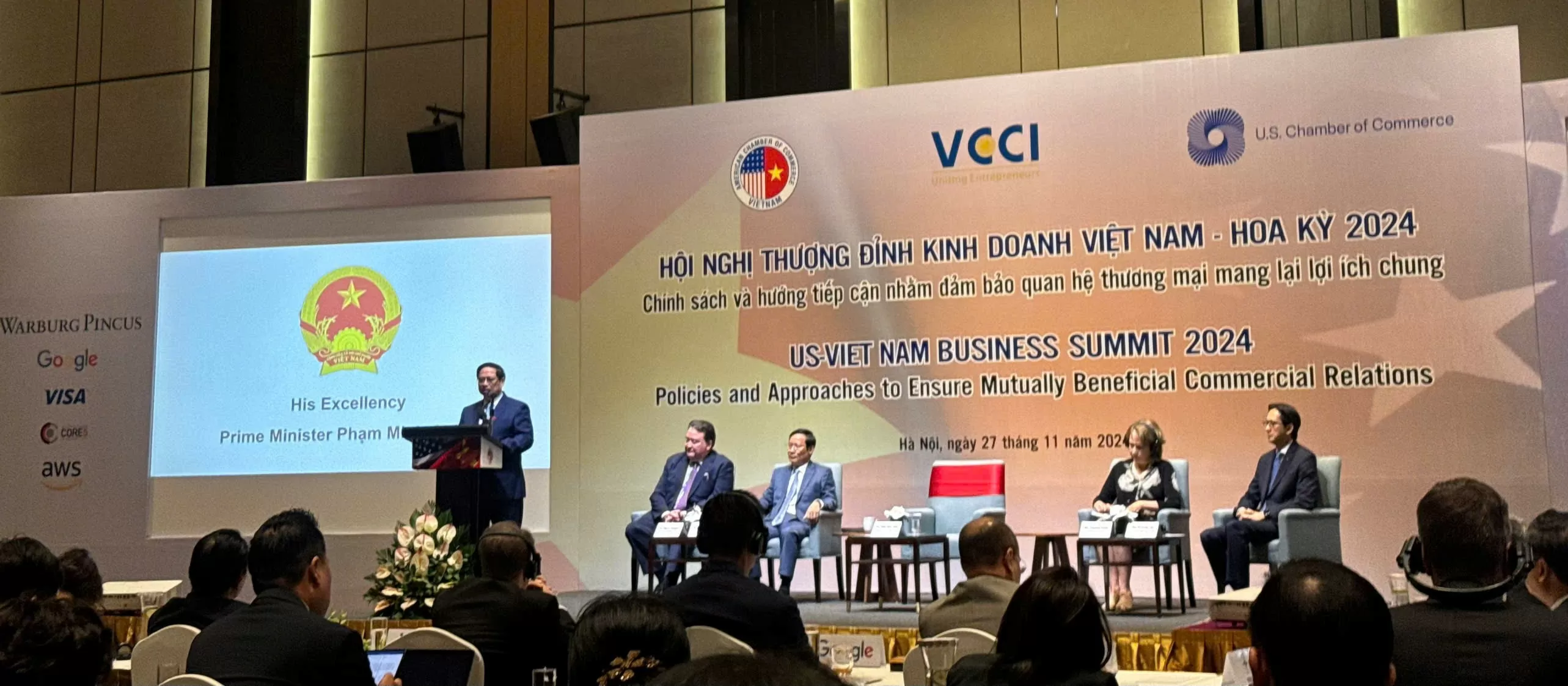 Liên đoàn Thương mại và Công nghiệp Việt Nam (VCCI) phối hợp cùng Hiệp hội Thương mại Hoa Kỳ tại Hà Nội (AmCham) và Phòng Thương mại Hoa Kỳ tại Washington