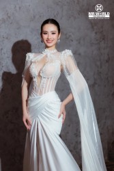 Hoa hậu Ý Nhi chuộng đầm trắng quyến rũ, trở lại showbiz rạng rỡ sau gần một năm đăng quang