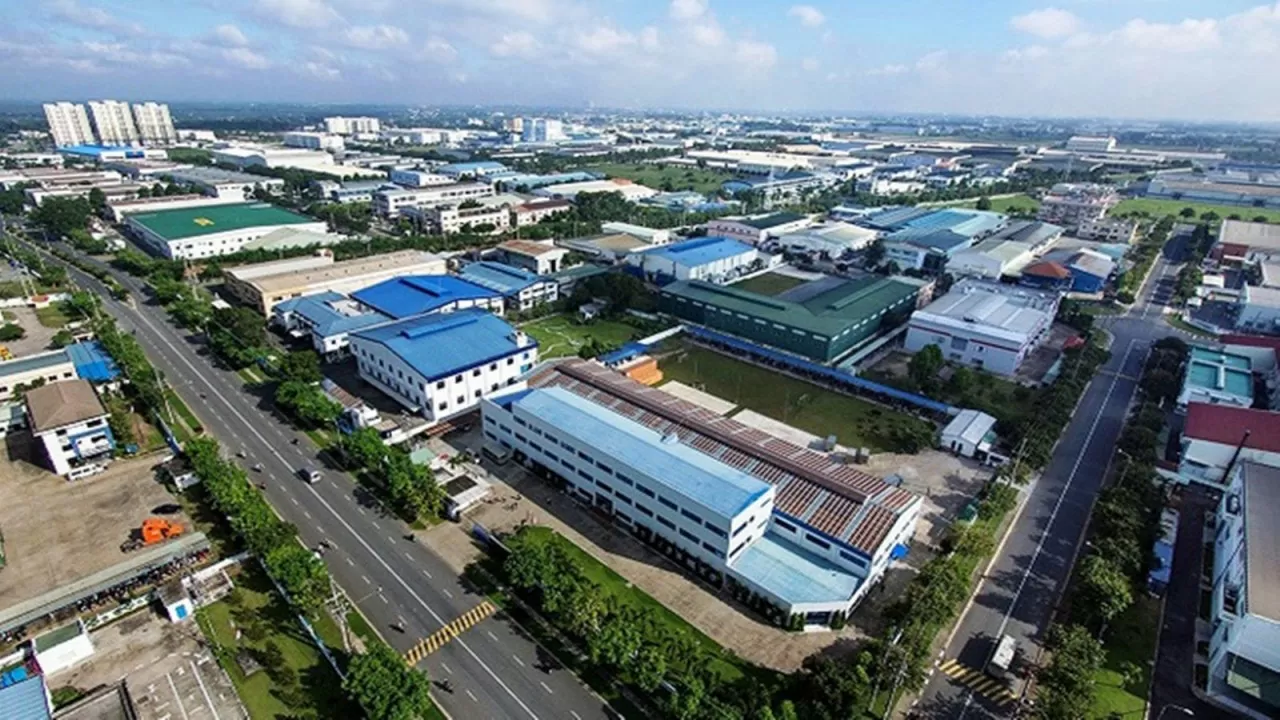 Nam Dinh province to build two new industrial clusters