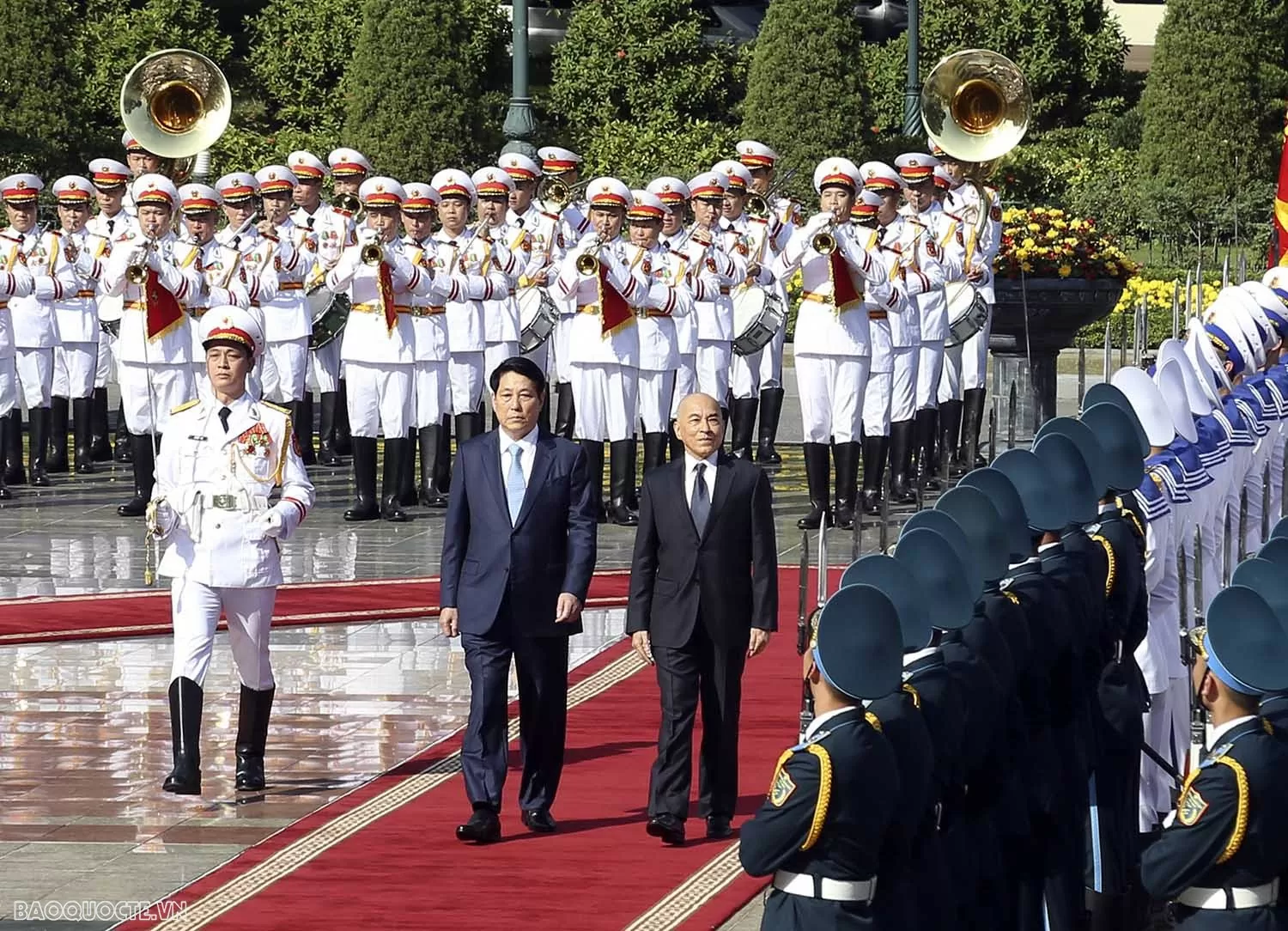 President Luong Cuong hosts welcome ceremony for Cambodian King Norodom Sihamoni