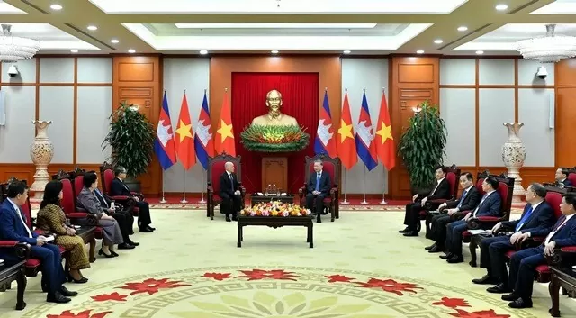 General Secretary To Lam affirmed Vietnam to give top priority to relations with Cambodia