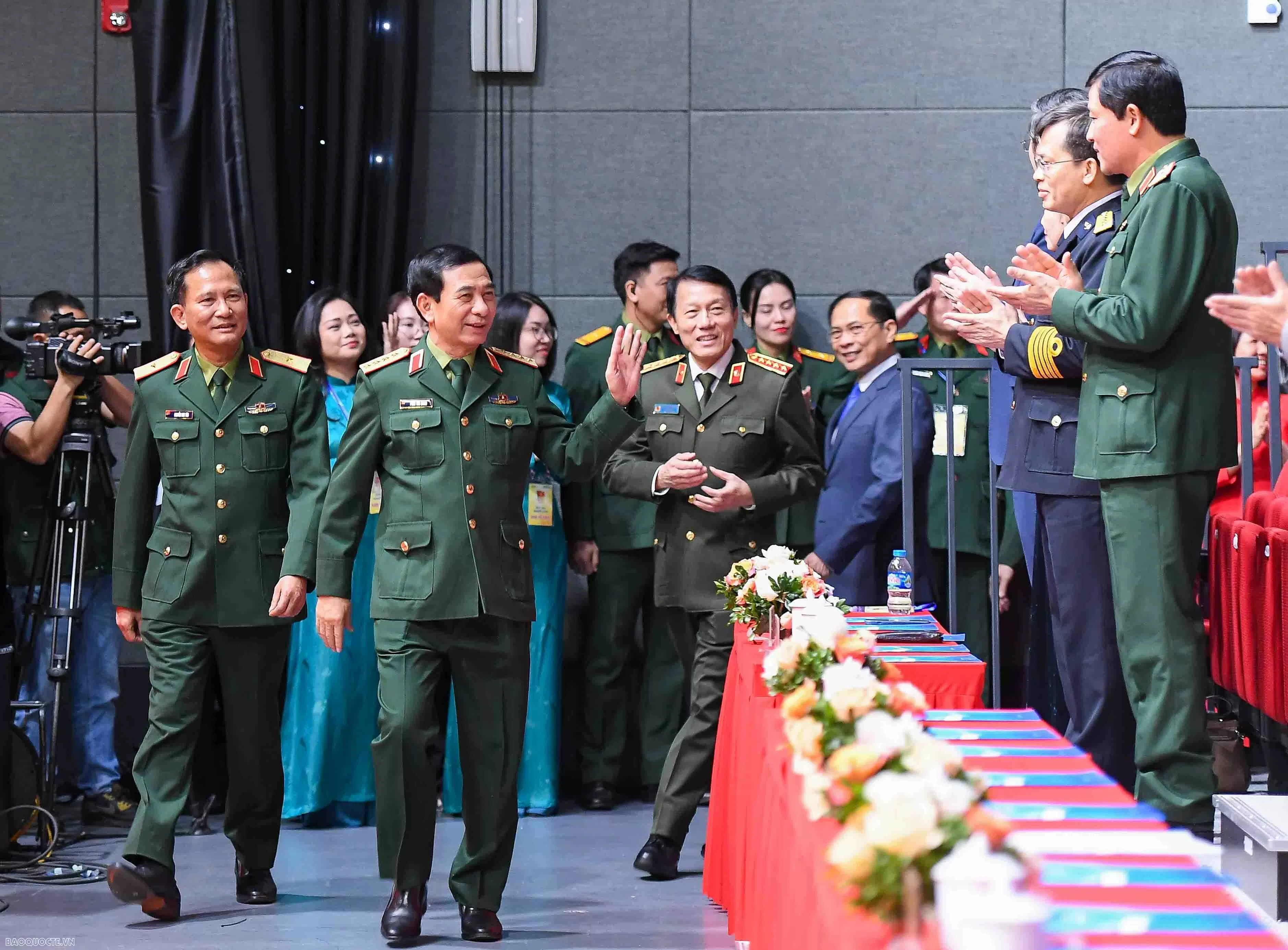Ánh sao người lính - Tôn vinh sức mạnh chính trị - tinh thần của Quân đội nhân dân Việt Nam Ánh sao người lính - Tôn vinh sức mạnh chính trị - tinh thần của Quân đội nhân dân Việt Nam