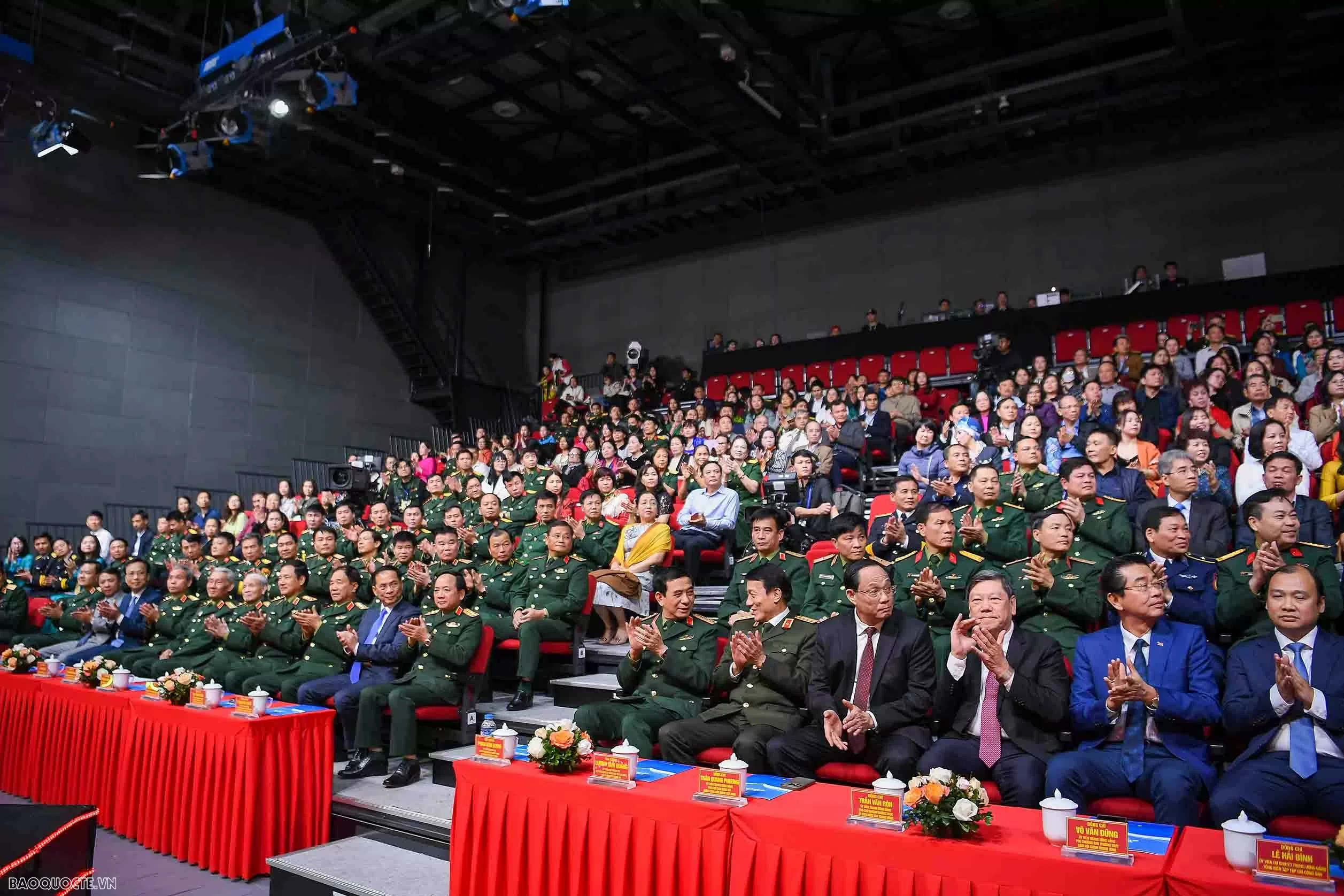 Ánh sao người lính - Tôn vinh sức mạnh chính trị - tinh thần của Quân đội nhân dân Việt Nam Ánh sao người lính - Tôn vinh sức mạnh chính trị - tinh thần của Quân đội nhân dân Việt Nam