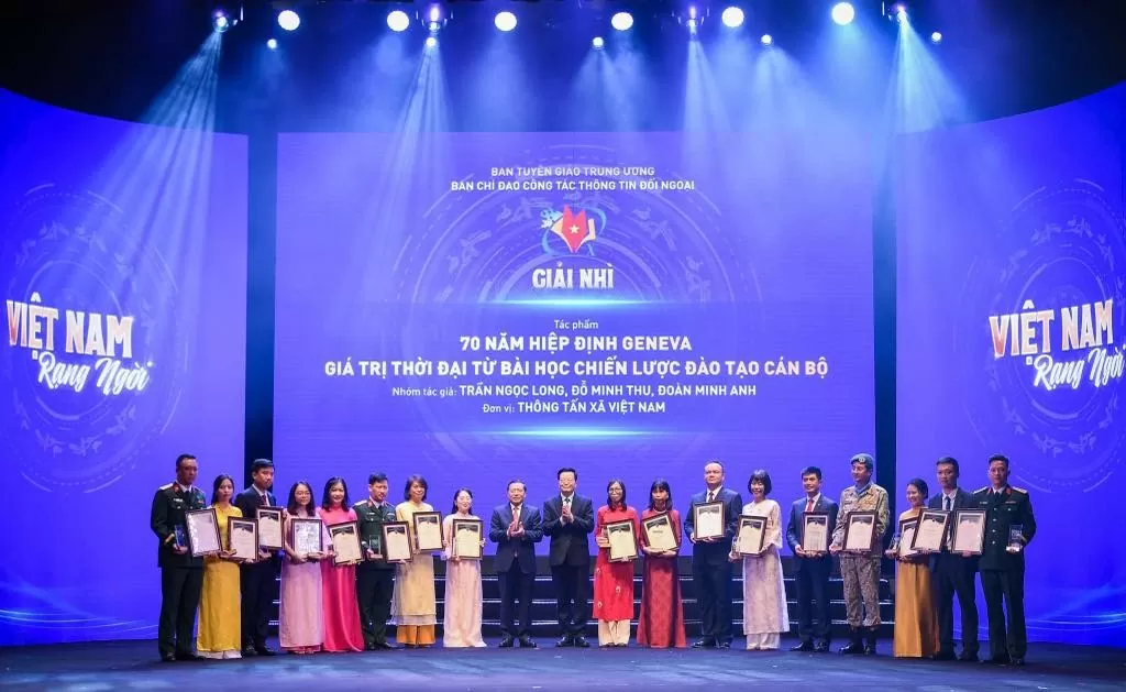 Báo Thế giới và Việt Nam giành 7 Giải thưởng toàn quốc về thông tin đối ngoại lần thứ X Báo Thế giới và Việt Nam giành 7 Giải thưởng toàn quốc về thông tin đối ngoại lần thứ X