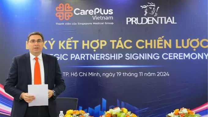 Prudential Việt Nam 'bắt tay' CarePlus ký hợp tác chăm sóc sức khỏe