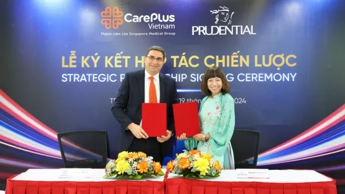 Prudential Việt Nam 'bắt tay' CarePlus ký hợp tác chăm sóc sức khỏe