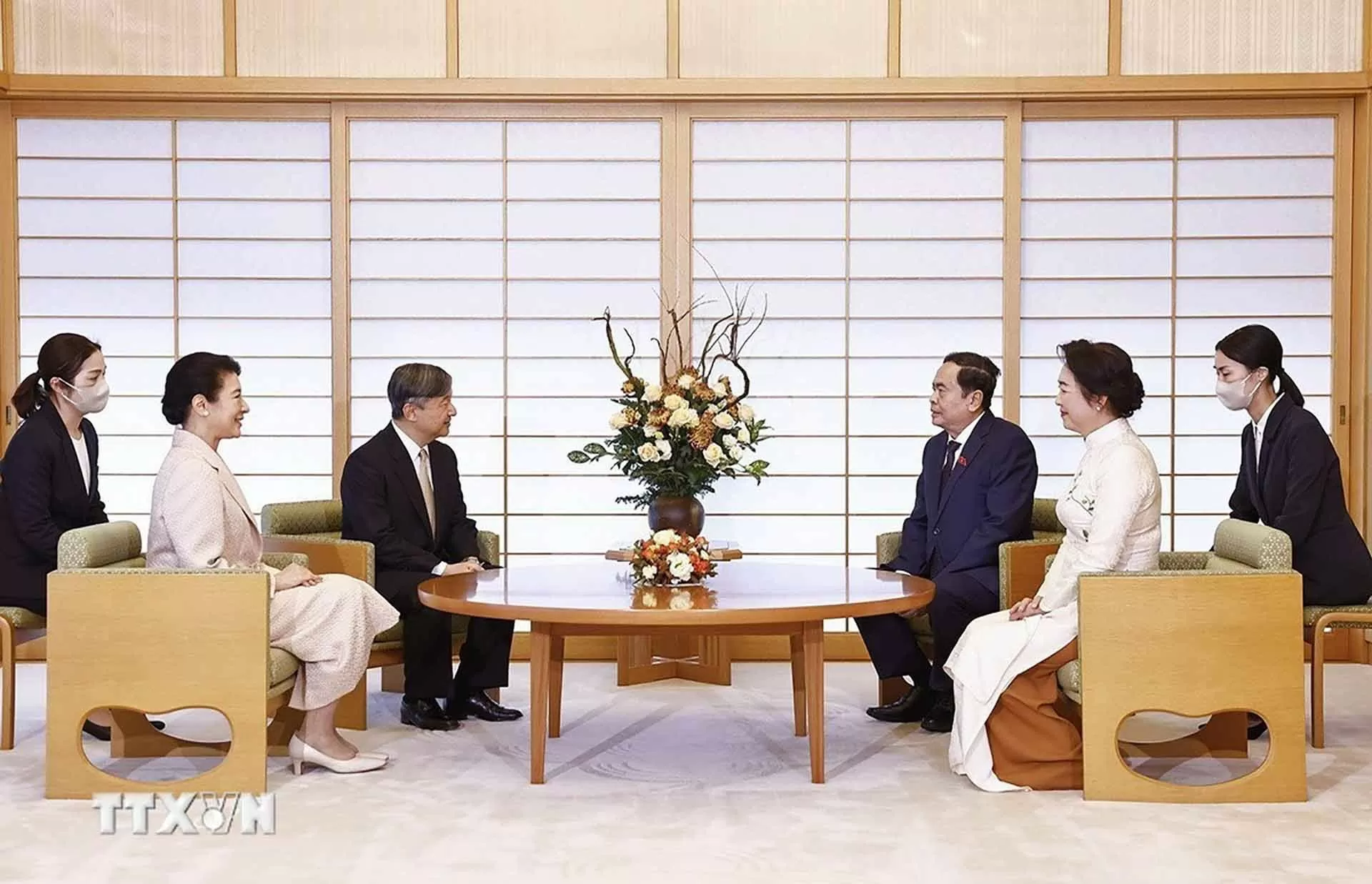 NA Chairman Tran Thanh Man meets with Japanese Emperor, Empress in Tokyo