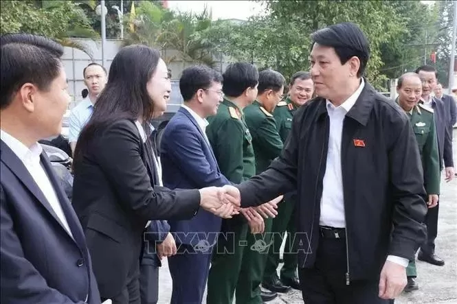 President Luong Cuong meets with voters in Thanh Hoa