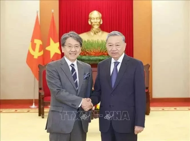 General Secretary To Lam receives leader of Japan Bank for International Cooperation