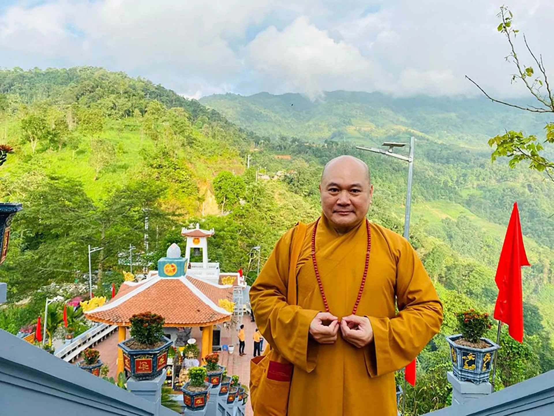 Phật tử kiều bào đồng hành cùng đất nước (Kỳ II): Cầu nối hữu nghị, chia sẻ tình thương