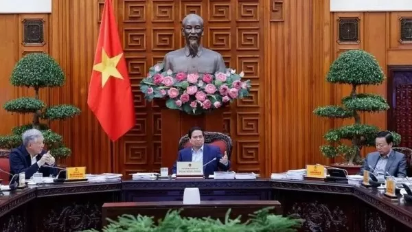 PM Pham Minh Chinh called for breakthrough on development of modern railway systems in major cities