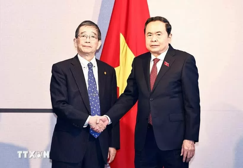 Chủ tịch Quốc hội Trần Thanh Mẫn tiếp Chủ tịch Hội Hữu nghị Nagasaki-Việt Nam Tomioka Tsutomu. (Ảnh: Doãn TấnT/TXVN) Chủ tịch Quốc hội Trần Thanh Mẫn tiếp Chủ tịch Hội Hữu nghị Nagasaki-Việt Nam Tomioka Tsutomu. (Ảnh: Doãn TấnT/TXVN)