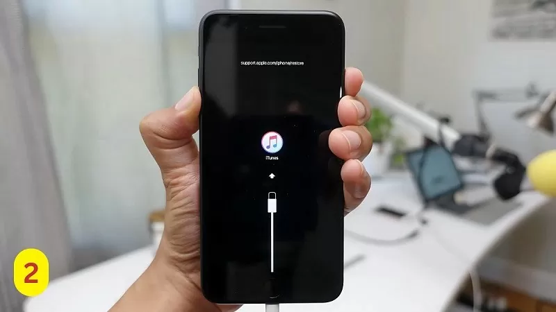 Cách hạ iOS 18 xuống 17 đơn giản nhất cho iPhone