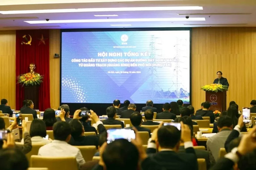 PM Pham Minh Chinh calls for transformative energy projects