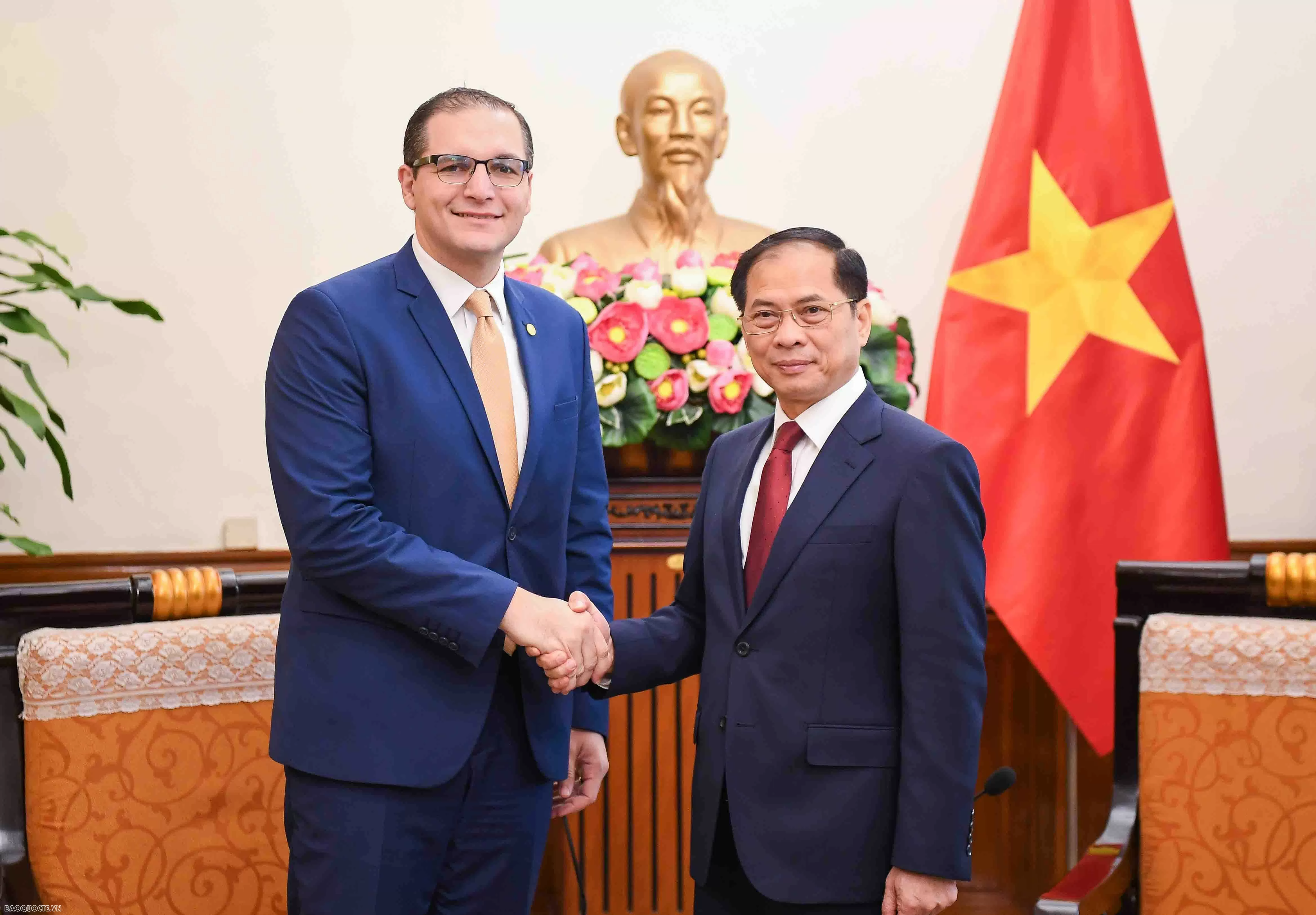 Phó Thủ tướng, Bộ trưởng  Bộ Ngoại giao Bùi Thanh Sơn đã tiếp ông Christopher Cutajar, Quốc vụ khanh thường trực Bộ Ngoại giao và Du lịch Cộng hoà Malta, ngày 12/12/2024. (Ảnh: Nguyễn Hồng)