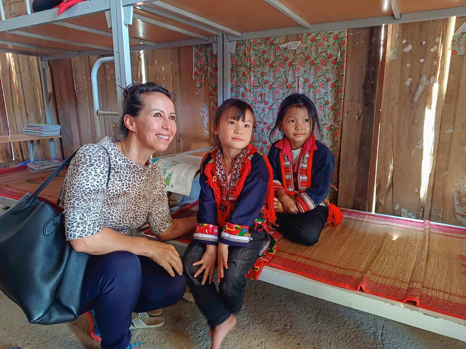 Mrs. Isabelle Muller with students from Ha Giang Province.