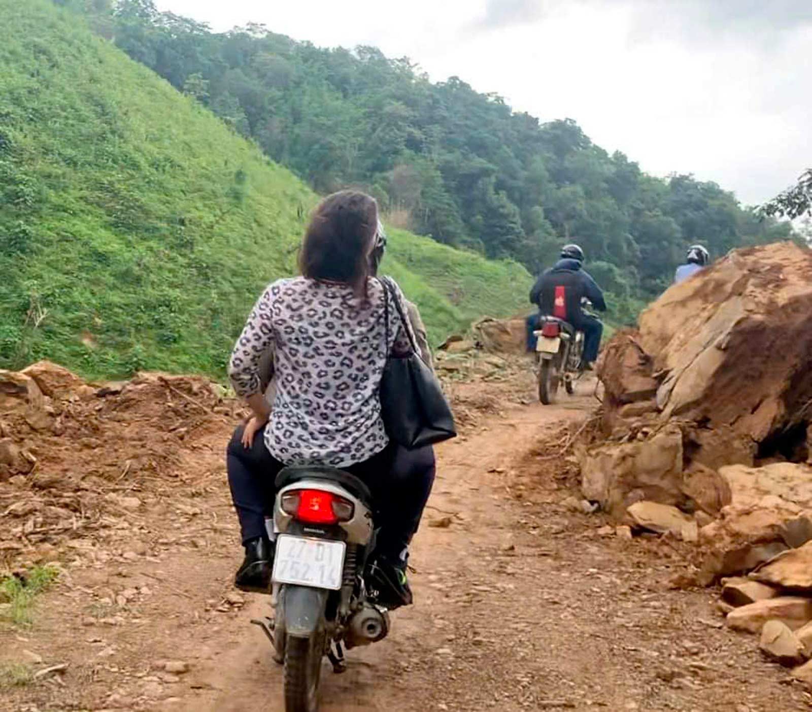 Mrs. Isabelle Muller personally visits a project in Lao Cai to check on its progress.