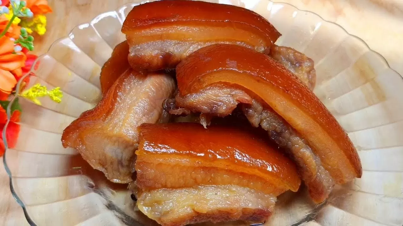 Giá heo hơi hôm nay 13/12: Còn đà tăng ở 2 miền Bắc-Trung, vẫn đảm bảo nguồn cung phục vụ Tết. (Nguôn: lenmientay)
