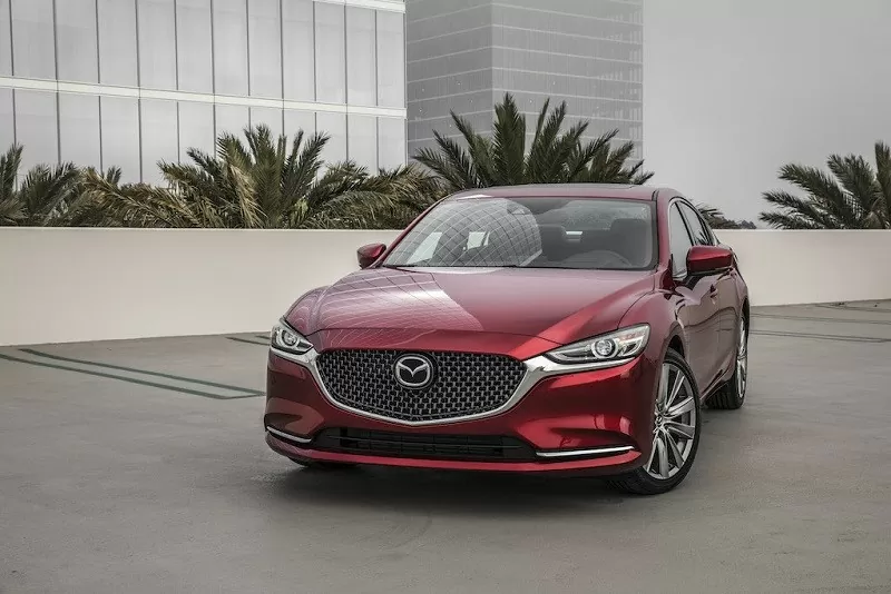 Top 4 xe sedan cỡ D bán chạy nhất tháng 11/2024: Mazda 6 vươn lên dẫn đầu