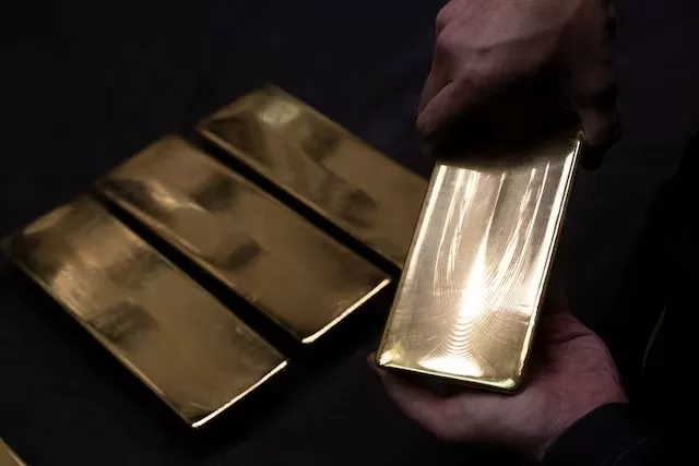 Giá vàng hôm nay 10/1/2026; biến động giá bạc có thể kéo dài trong năm 2026